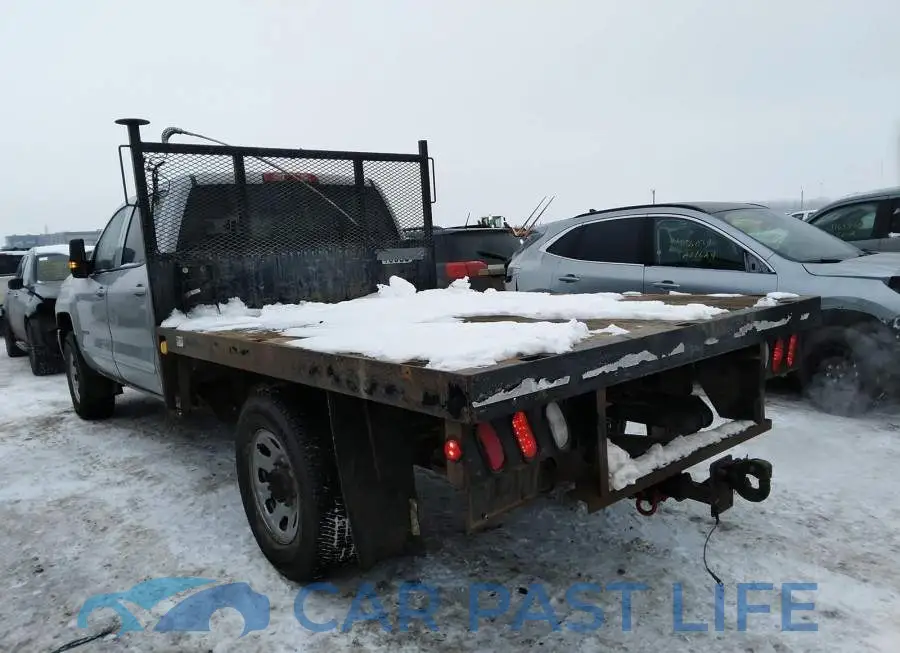 1GC4KZCG4JF235685# 3