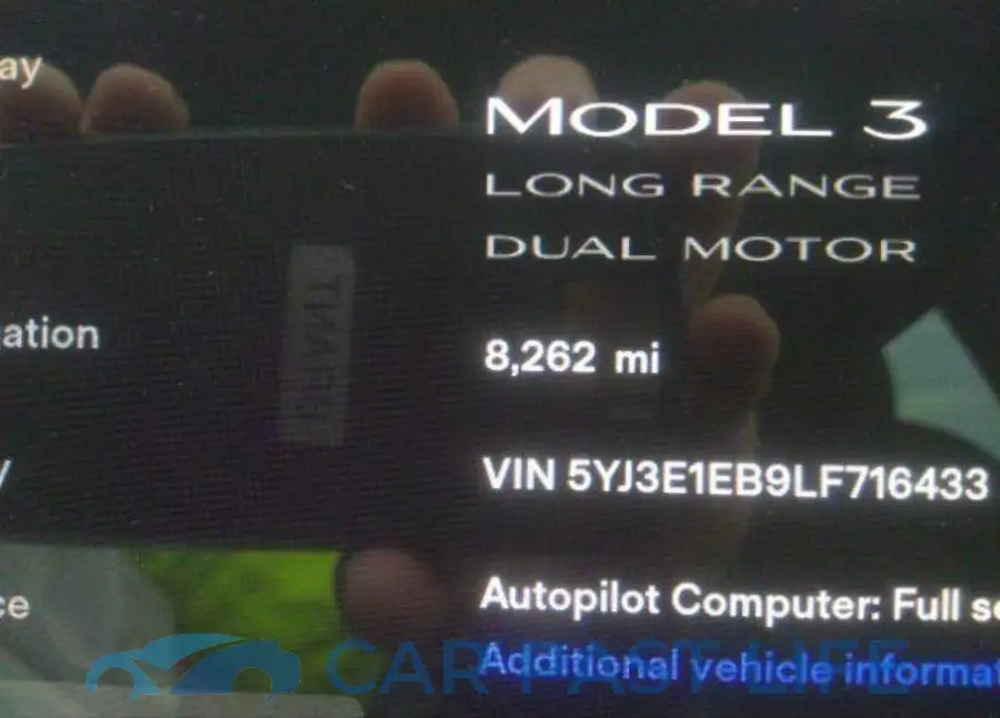 5YJ3E1EB9LF716433# 8