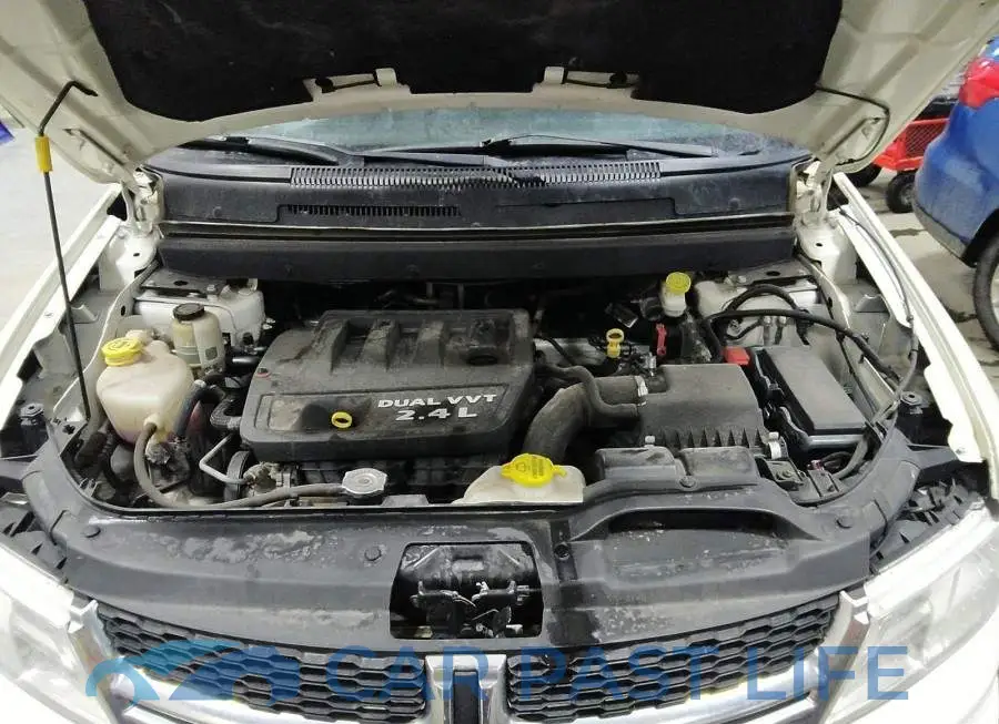 3C4PDCAB3FT556240# 10