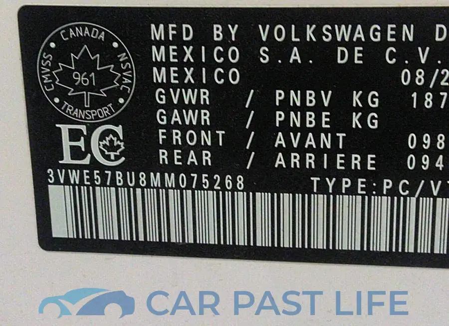 3VWE57BU8MM075268# 9