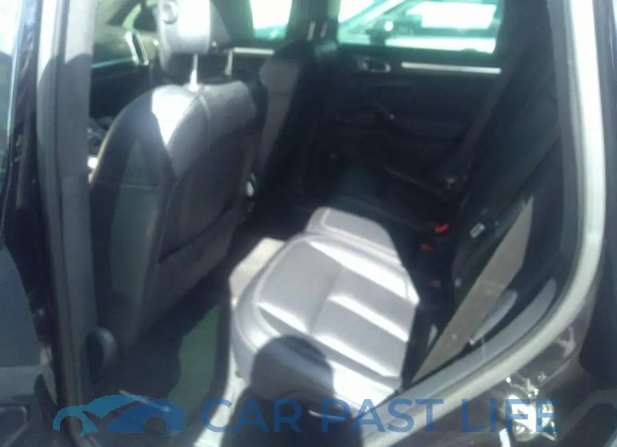 WP1AD2A25GLA71884# 8