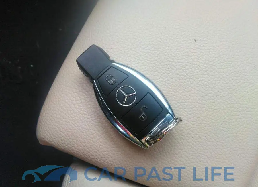 WDDMH4GB6GJ403810# 11