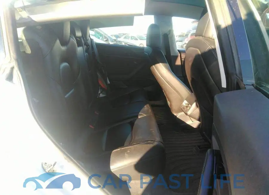 5YJ3E1EA6LF529349# 8