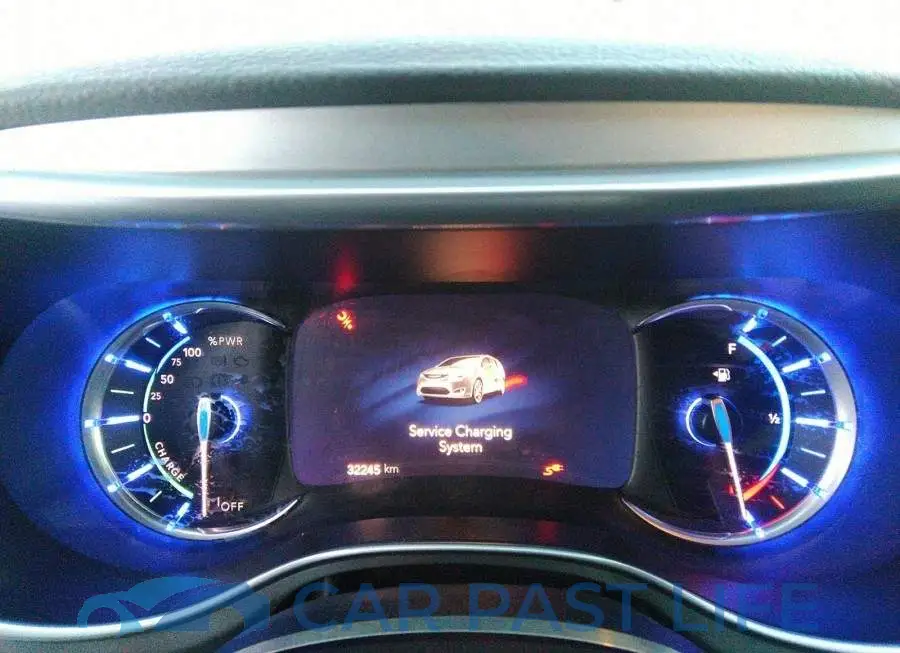 2C4RC1N72JR118214# 7