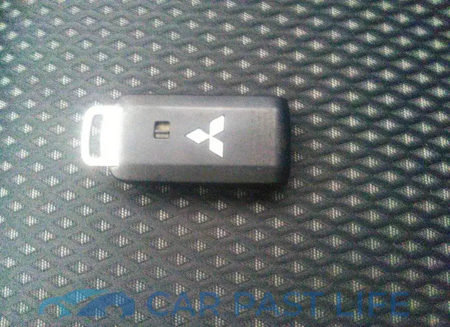 JA4JZ3AX1LZ613228# 11