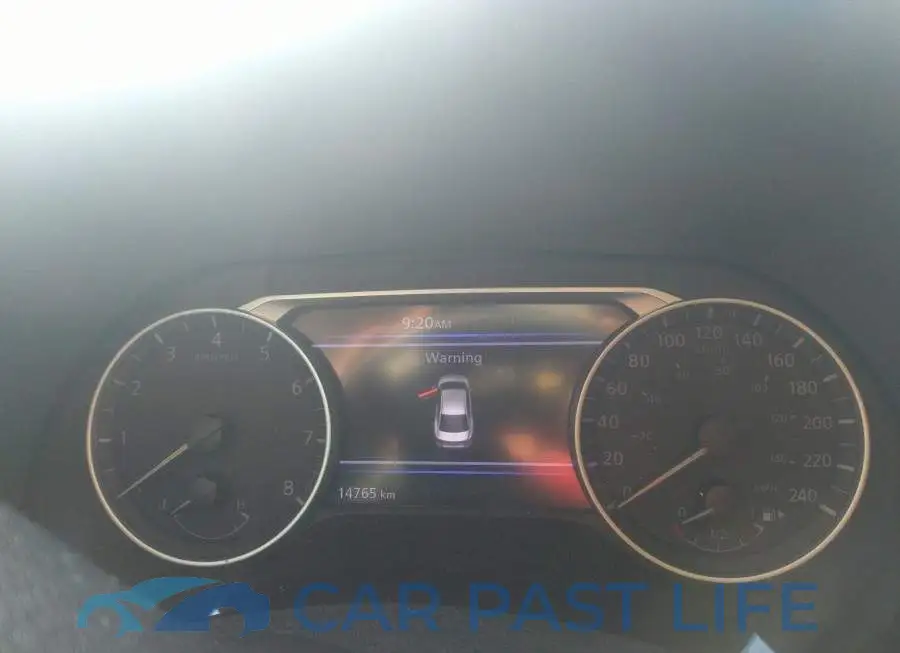 3N1AB8CV8MY206119# 7