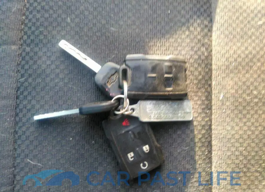 1GCVKREC4JZ369464# 11