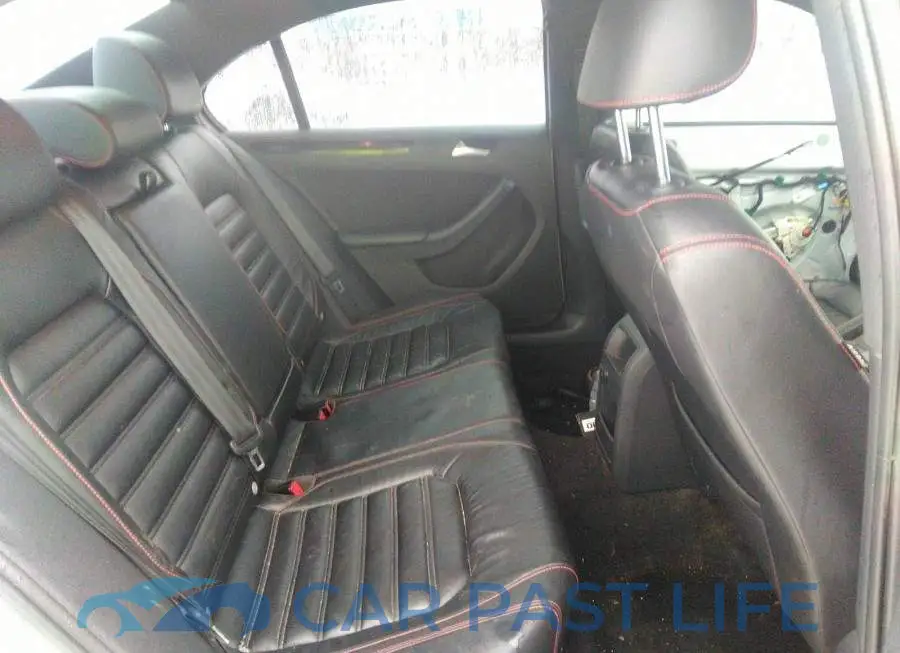 3VW5S7AJ0GM300190# 8