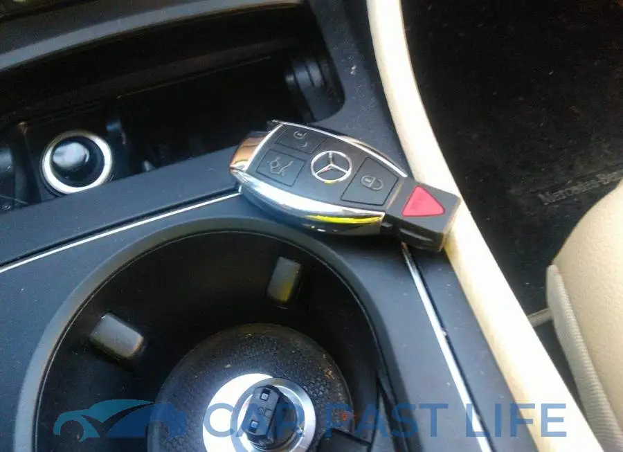 WDCTG4GB7GJ221410# 11