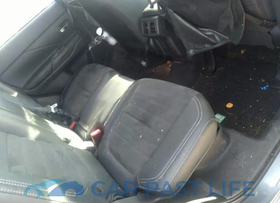 JA4JZ3AX8KJ600263# 8