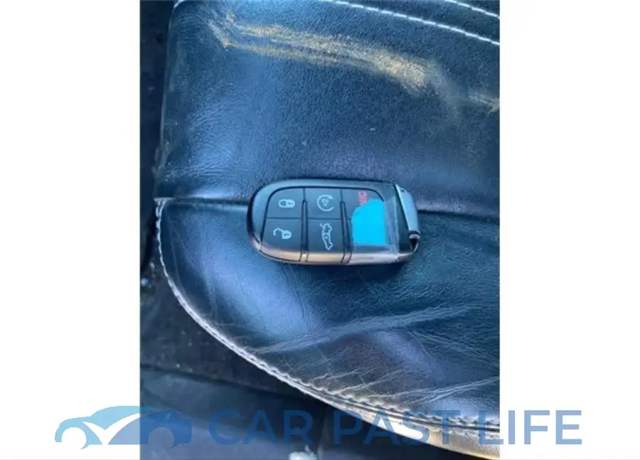 2C3CCAGG5FH830754# 8