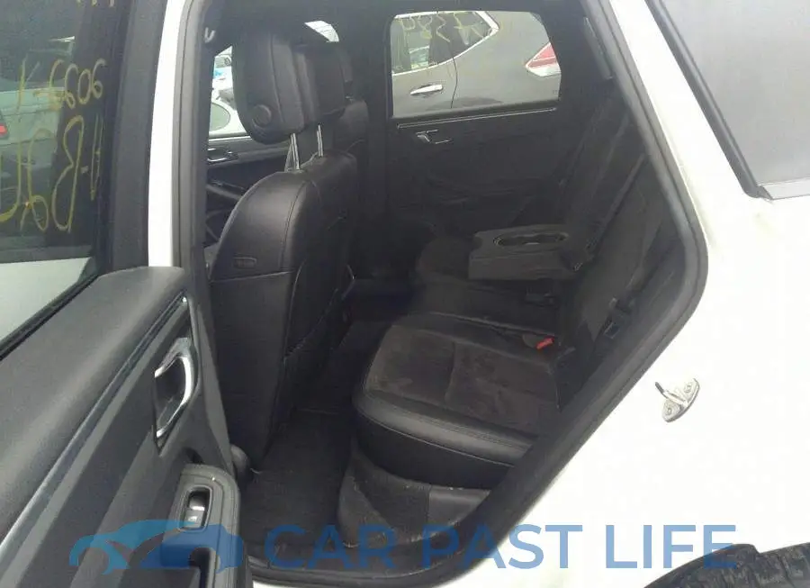 WP1AA2A51JLB24056# 7