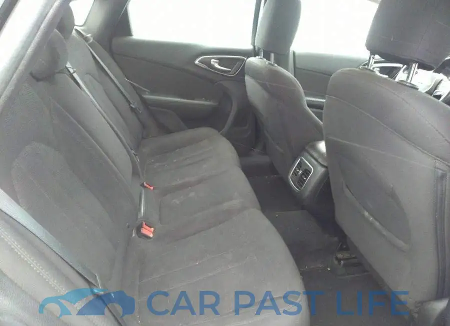 1C3CCCAB2GN197048# 8