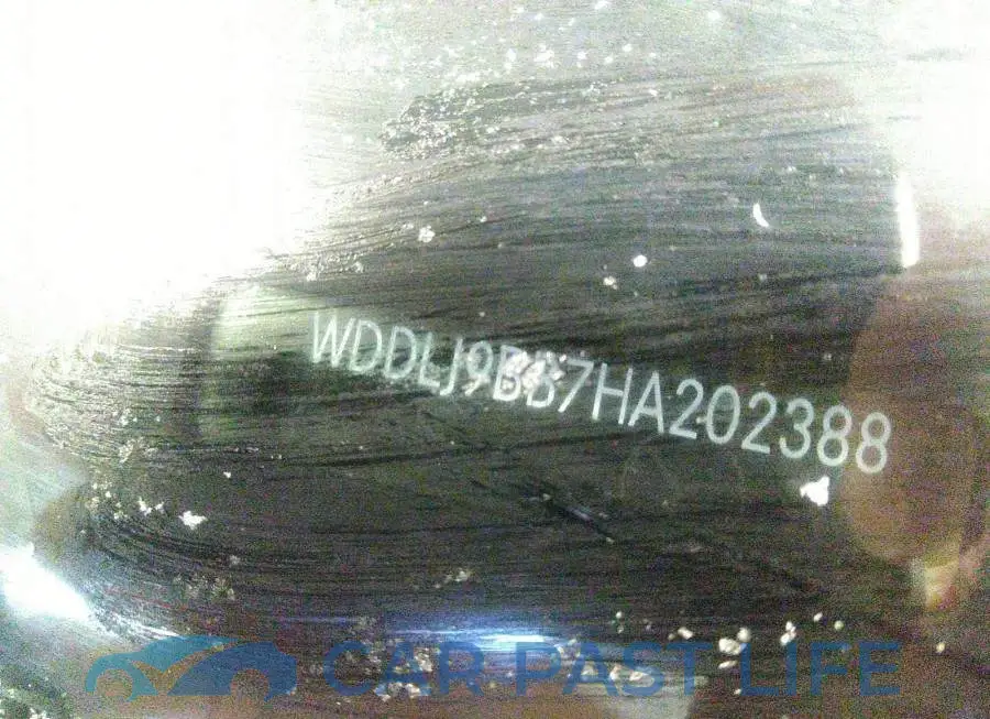 WDDLJ9BB7HA202388# 9