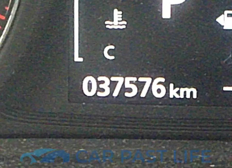 JA4JZ3AX0LZ615388# 7