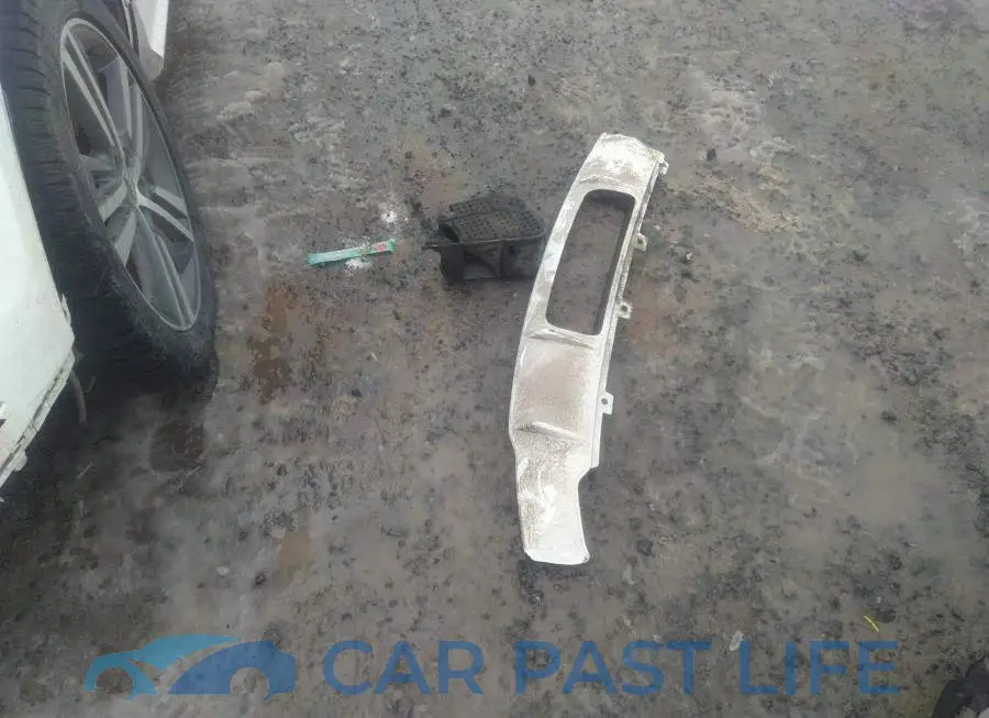 WA1ENAFY2J2012743# 12