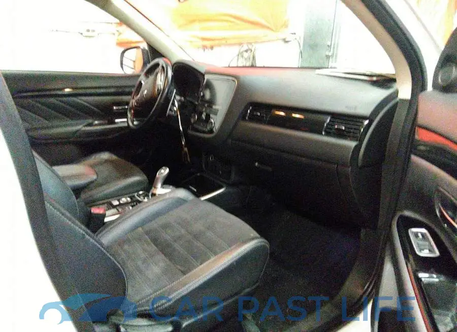 JA4J24A58JZ613278# 5