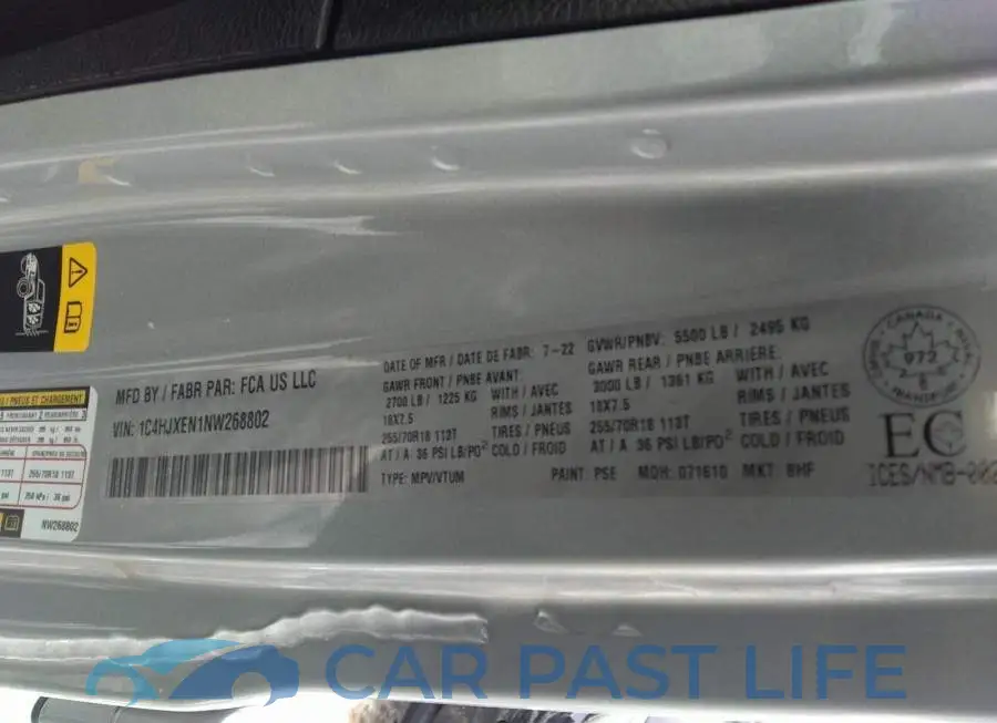 1C4HJXEN1NW268802# 9