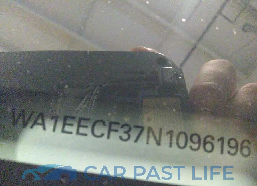 WA1EECF37N1096196# 9