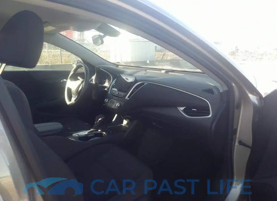 1G1ZD5ST1NF192932# 5