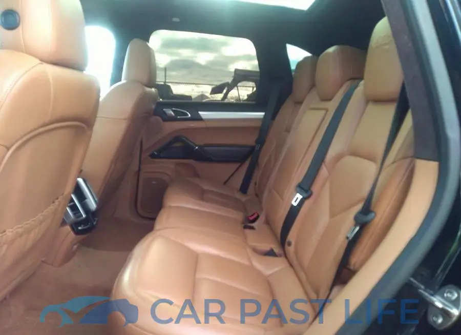 WP1AD2A28GLA75539# 8
