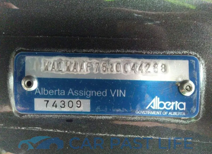 WA1WAAF75JD044288# 9