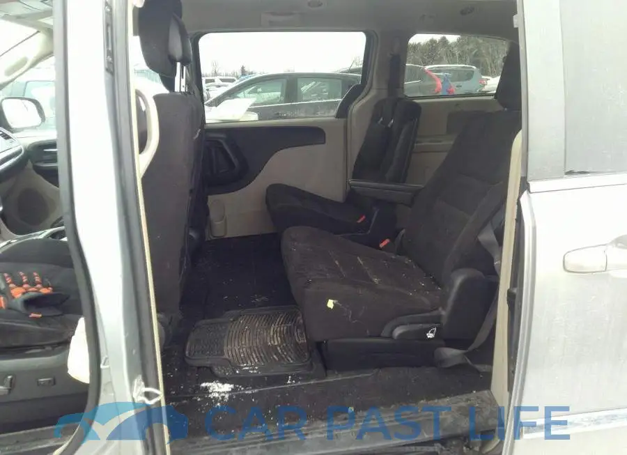 2C4RC1BG7FR519530# 8