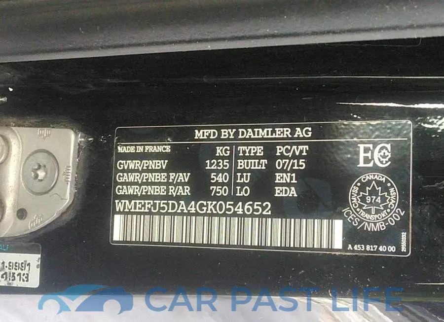 WMEFJ5DA4GK054652# 9