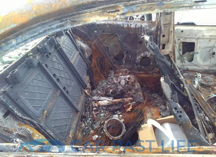 3VW167AJ5GM261910# 8