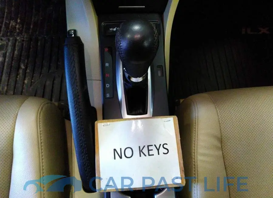 19UDE2F79HA802430# 11