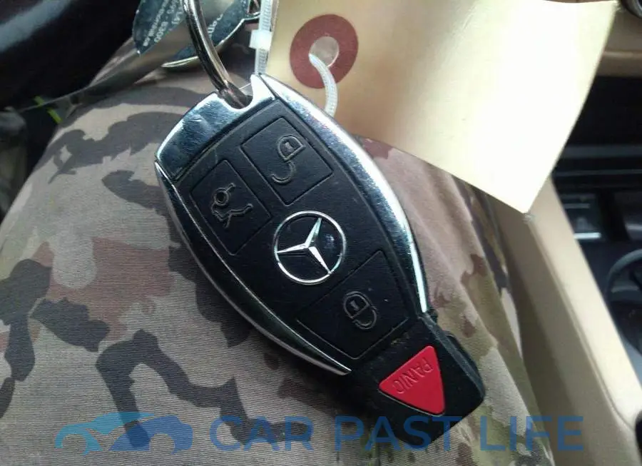 4JGDA6EB3HA870564# 11