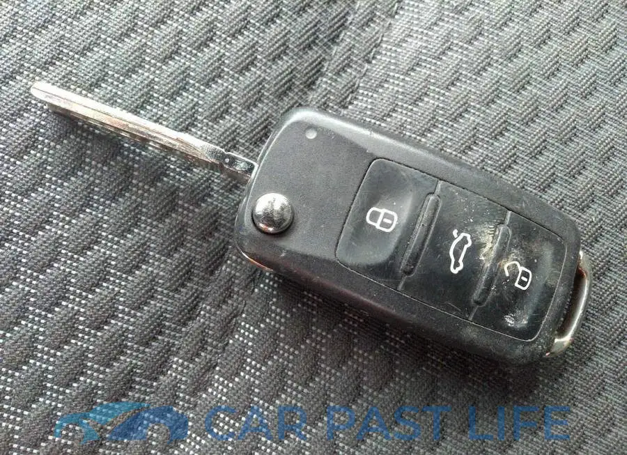 3VWD07AJ2GM381419# 11