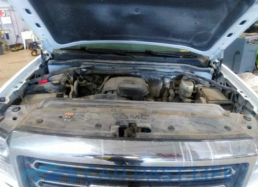 1GT02XEG7FZ512643# 10