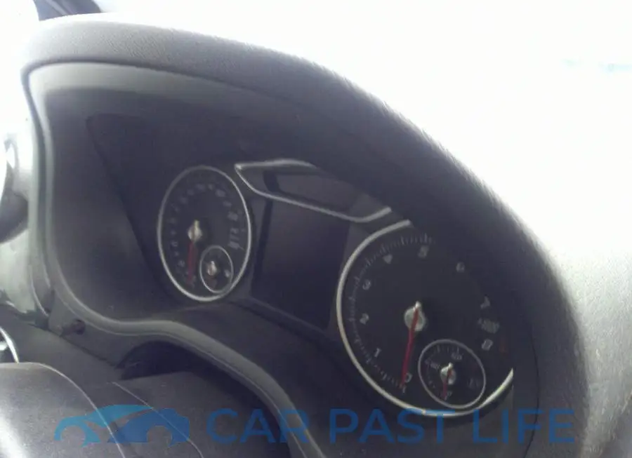 WDDMH4GB3FJ322696# 7
