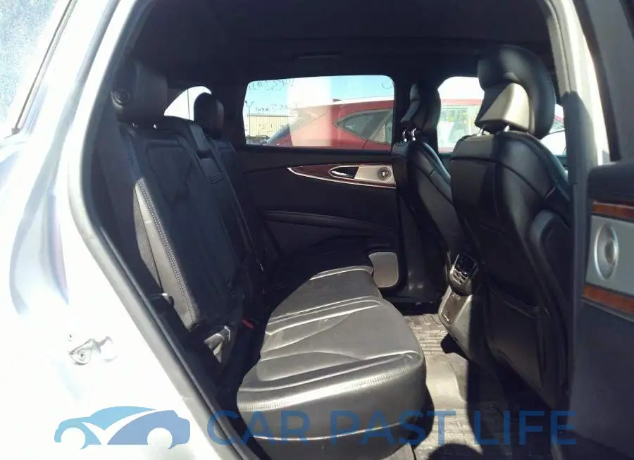 2LMTJ8LP7GBL28221# 8