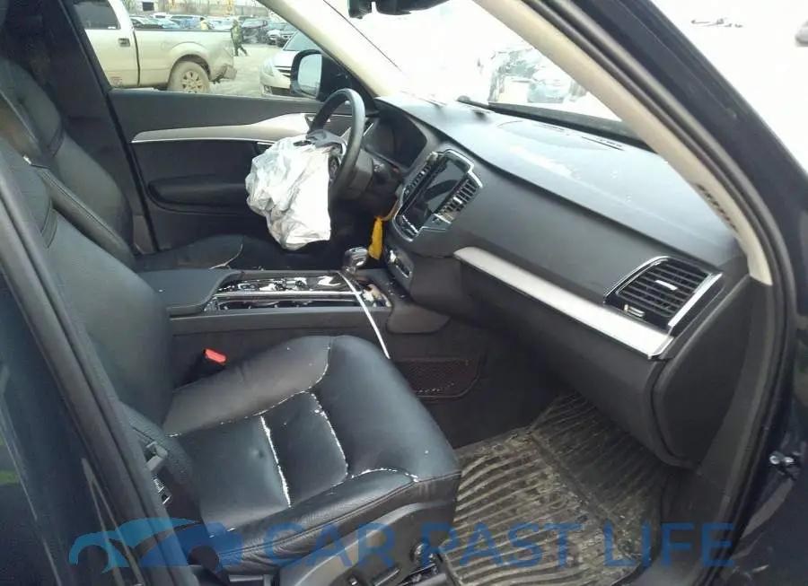 YV4A22PK1L1613905# 5