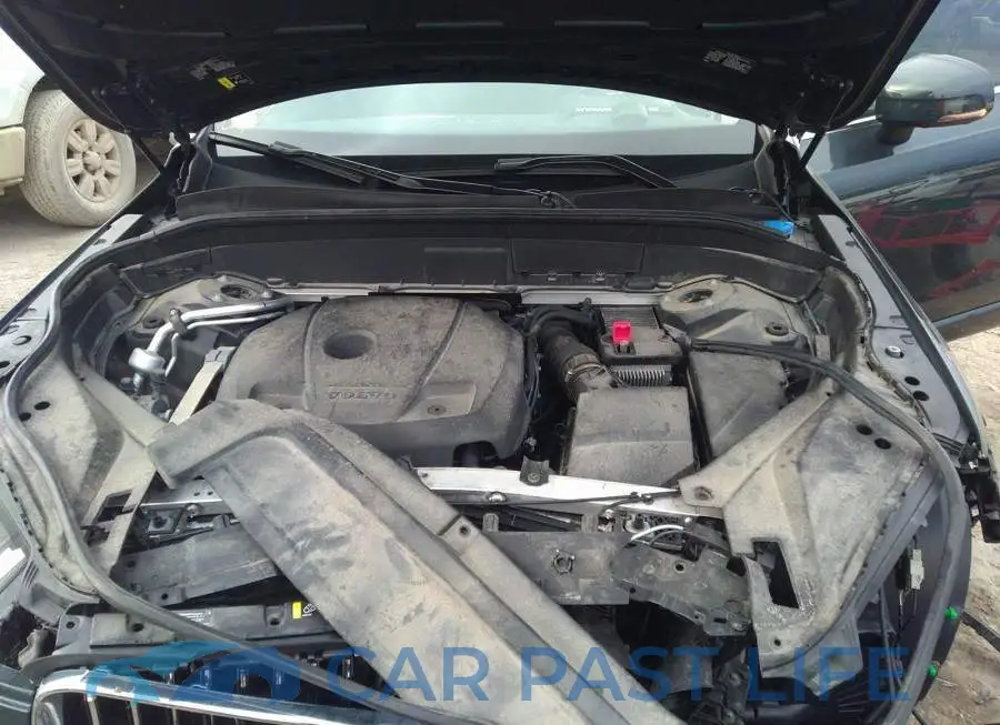 YV4A22PK1L1613905# 10