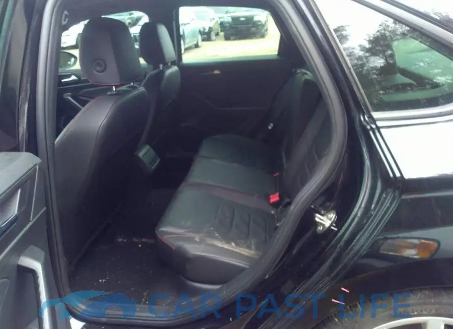 3VW6T7BU3KM163880# 8