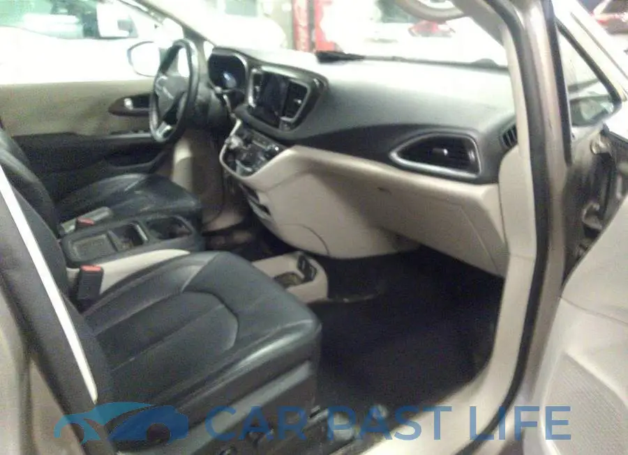 2C4RC1EG9HR585723# 5