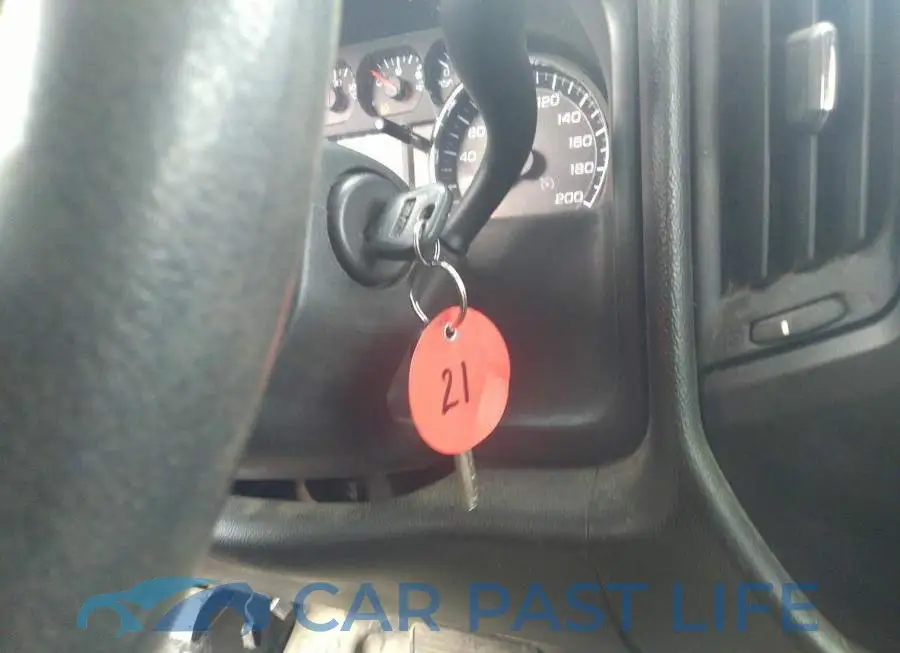 1GT21REG3HZ356983# 10