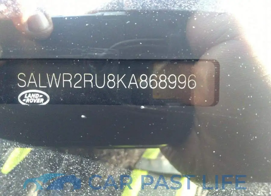SALWR2RU8KA868996# 9
