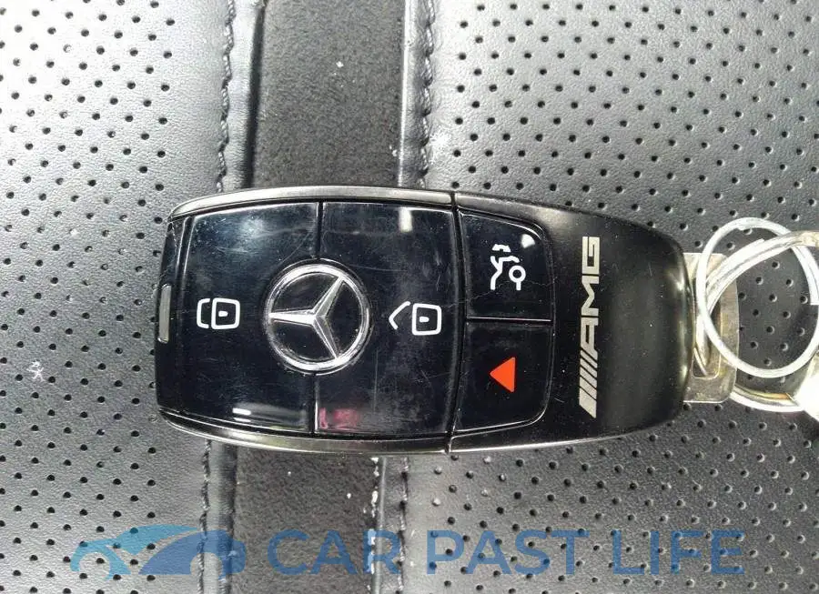 4JGFD6BB5MA326212# 11