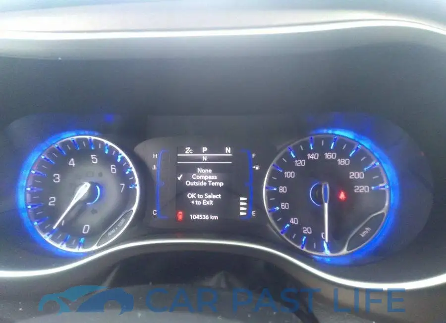 2C4RC1DG6JR178661# 7