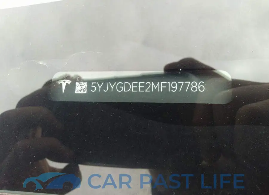 5YJYGDEE2MF197786# 9