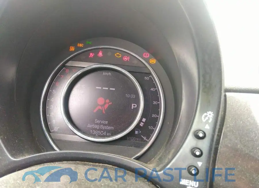 3C3CFFBR1GT125827# 7