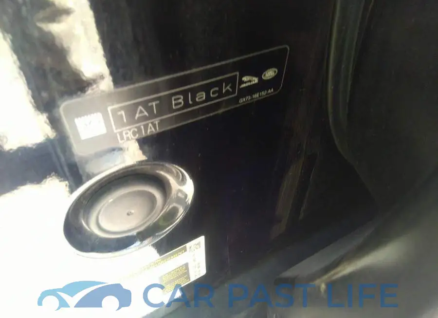 SADCJ2FX8LA660199# 9