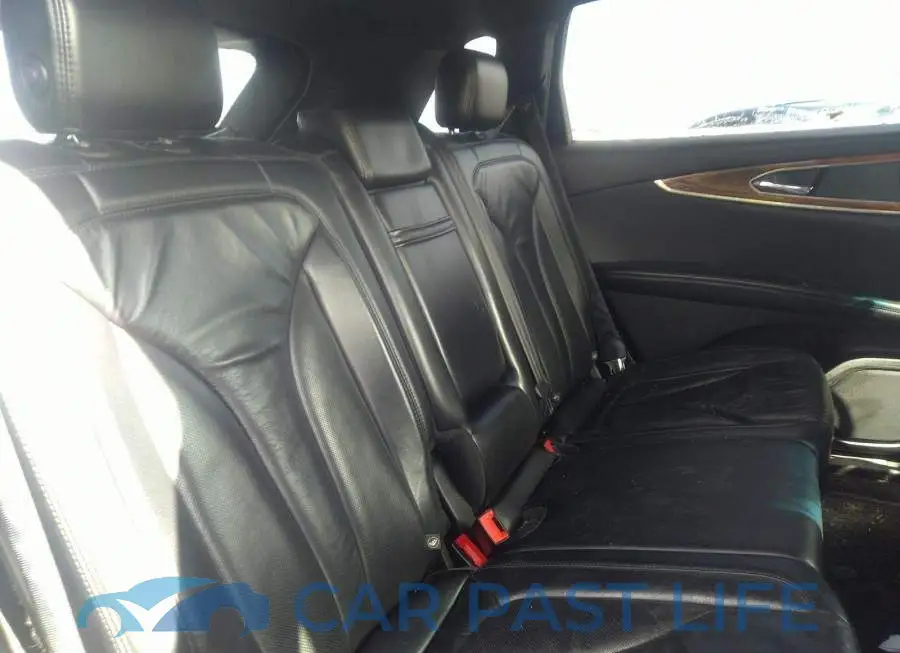 2LMPJ8KR5HBL43709# 8