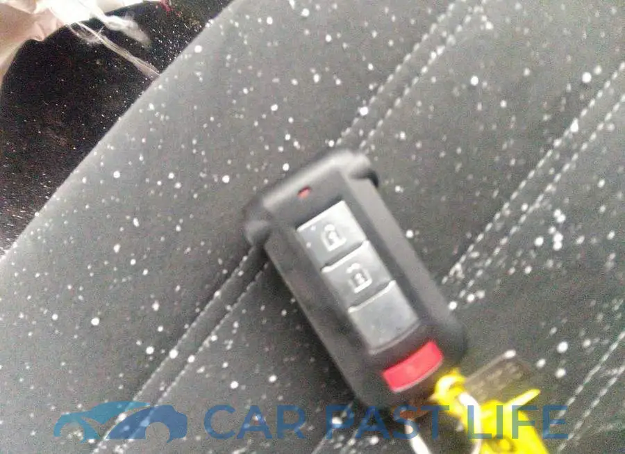 JA4J24A50LZ608420# 11