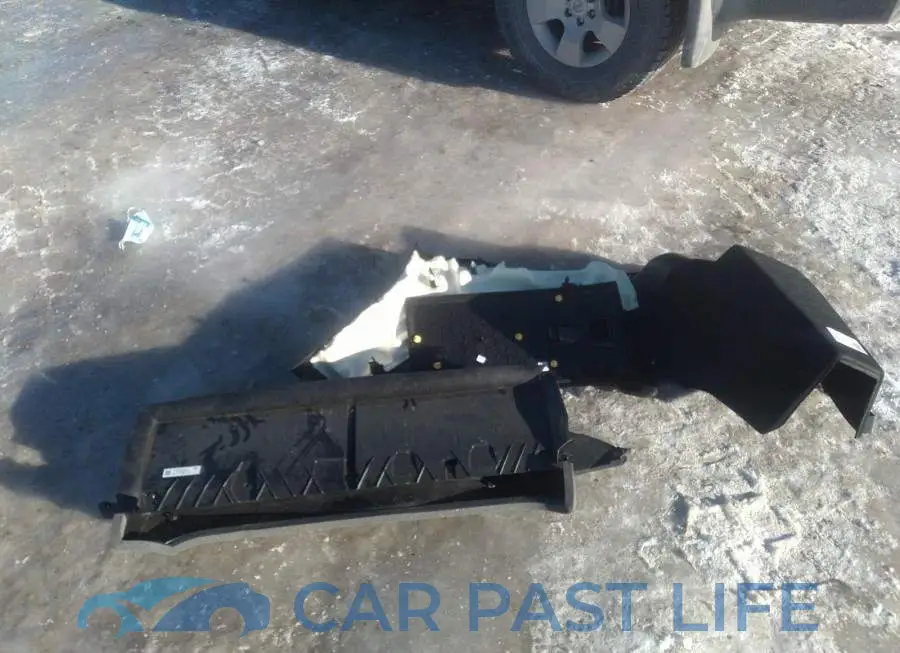 7SAYGDEE8NF567840# 12