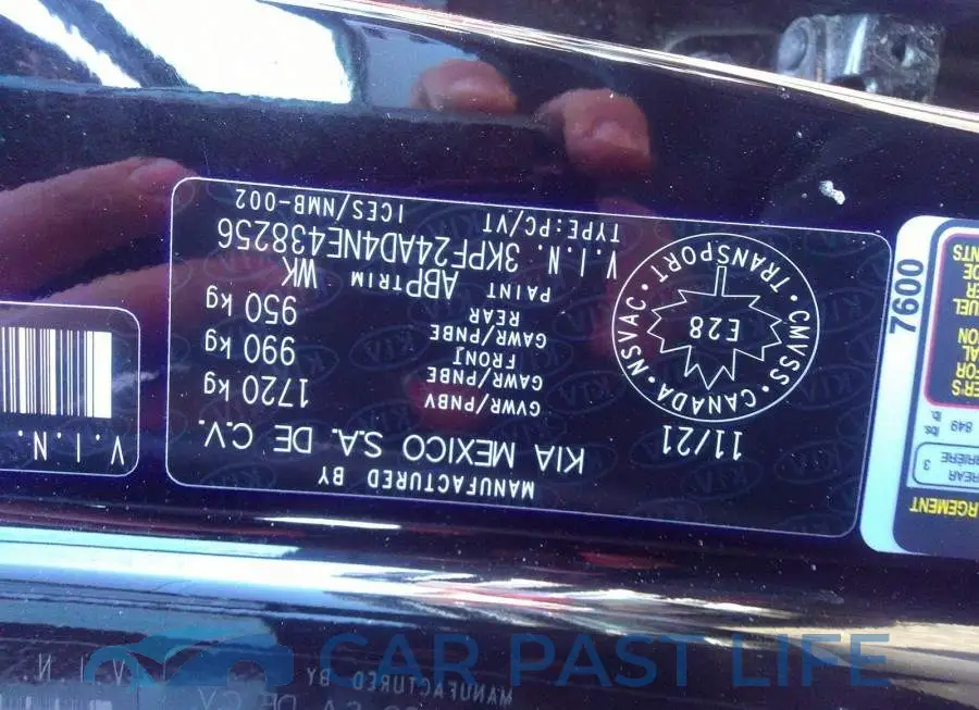3KPF24AD4NE438256# 9